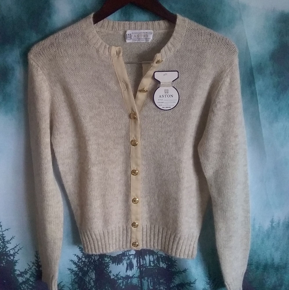 Aston Long Sleeve Sweater W/Gold Buttons.